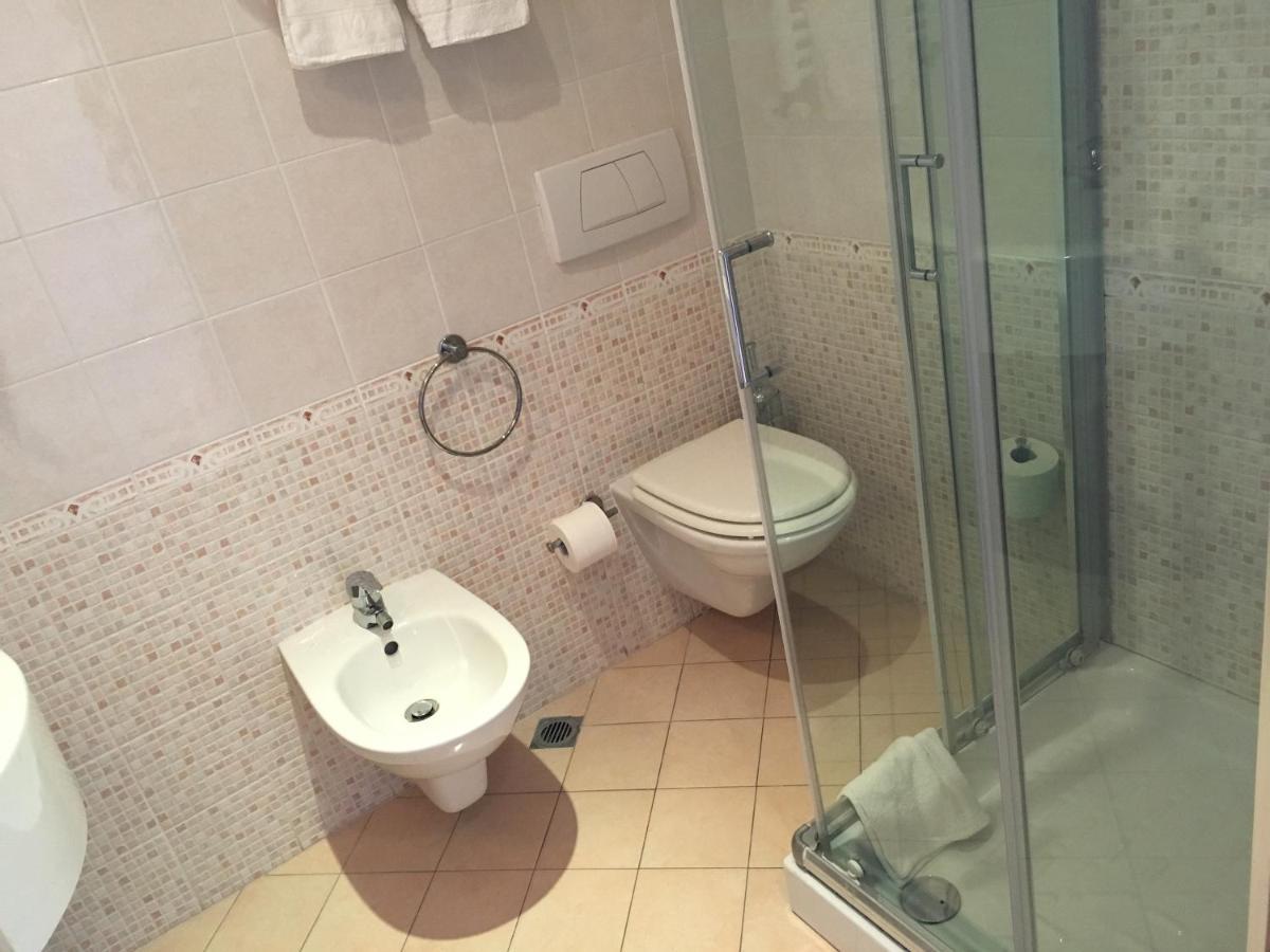 Hotel Excelsior カットーリカ エクステリア 写真